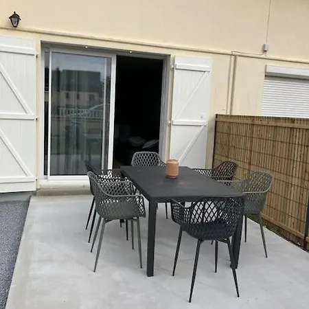 La Bagatelle 100 M De La * Hauteville-sur-Mer